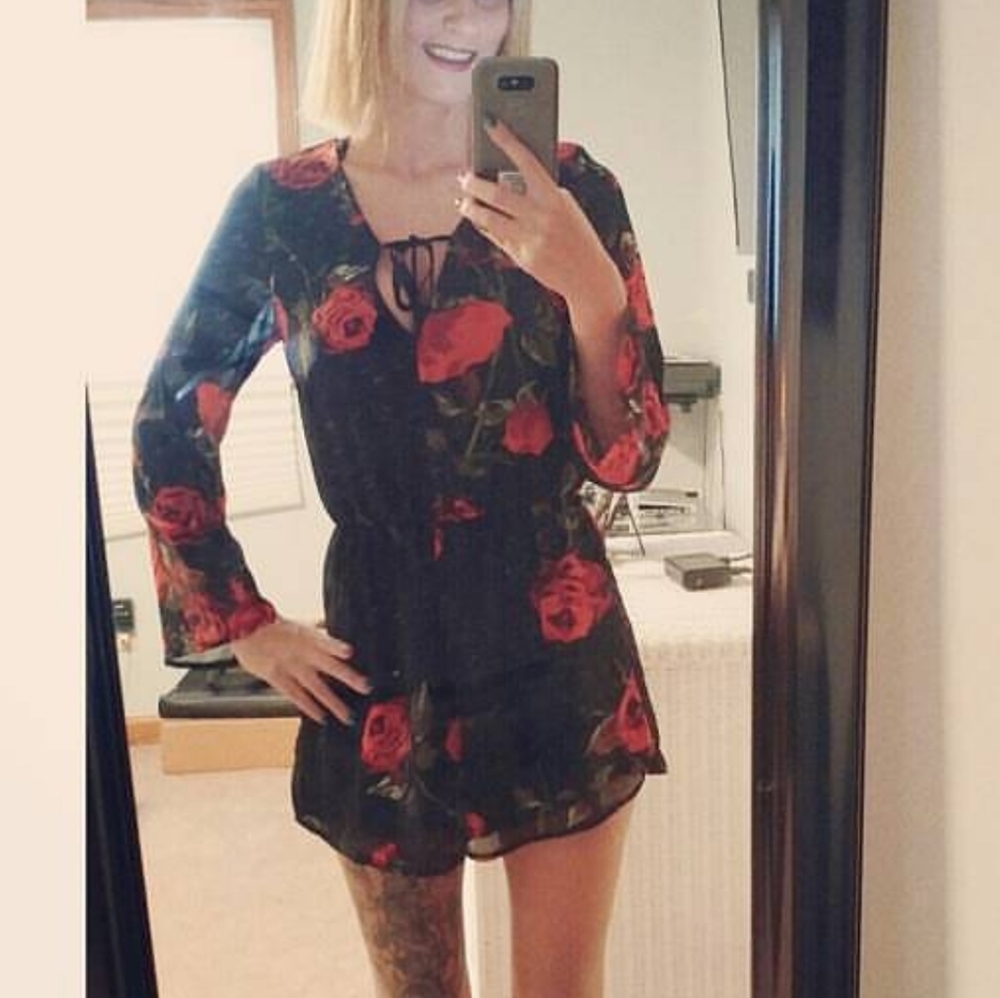 Black Floral Mini Romper Dress Classy XS *LikeNew*